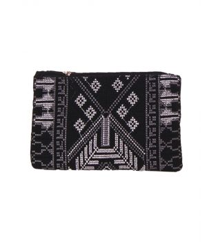 Zwarte clutch met azteken patroon