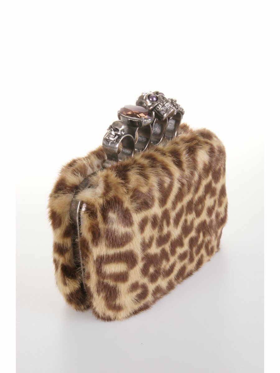 Boksbeugel Clutch Van Immitatie Bont Met Luipaard Print huismerk kopen in de aanbieding Boksbeugel Clutch Van Immitatie Bont Met Luipaard Print huismerk kopen in de aanbieding