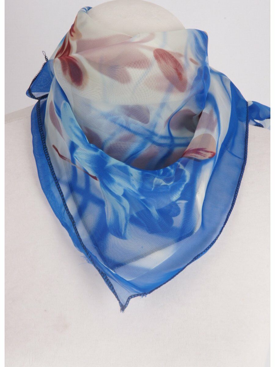 Blauwe Crepe Voile Sjaal Met Aubergine En Licht Bloemenprint huismerk kopen in de aanbieding Blauwe Crepe Voile Sjaal Met Aubergine En Licht Bloemenprint huismerk kopen in de aanbieding