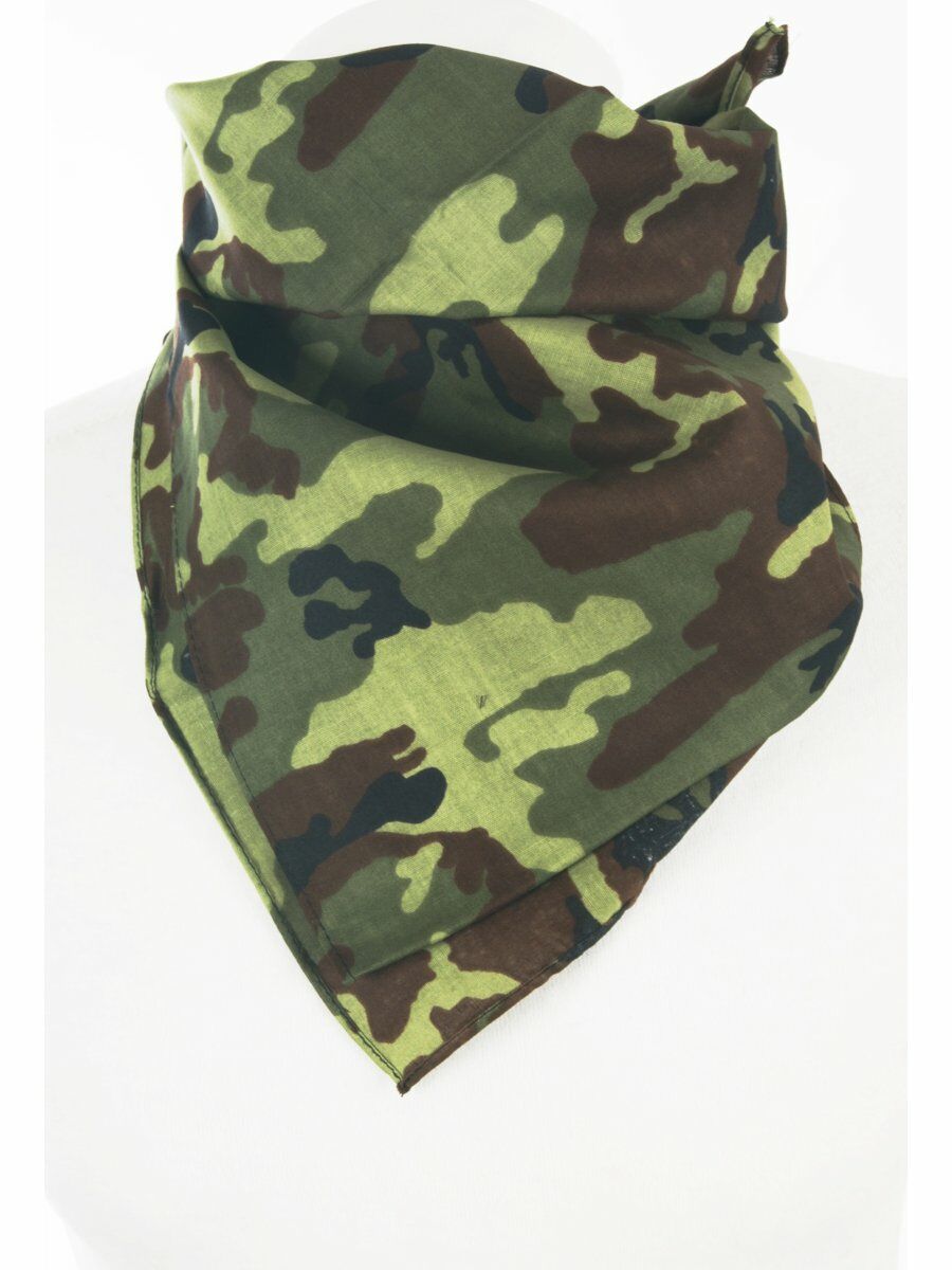 Boerenzakdoek Bandana Met Camouflage Print In Groentinten huismerk kopen in de aanbieding