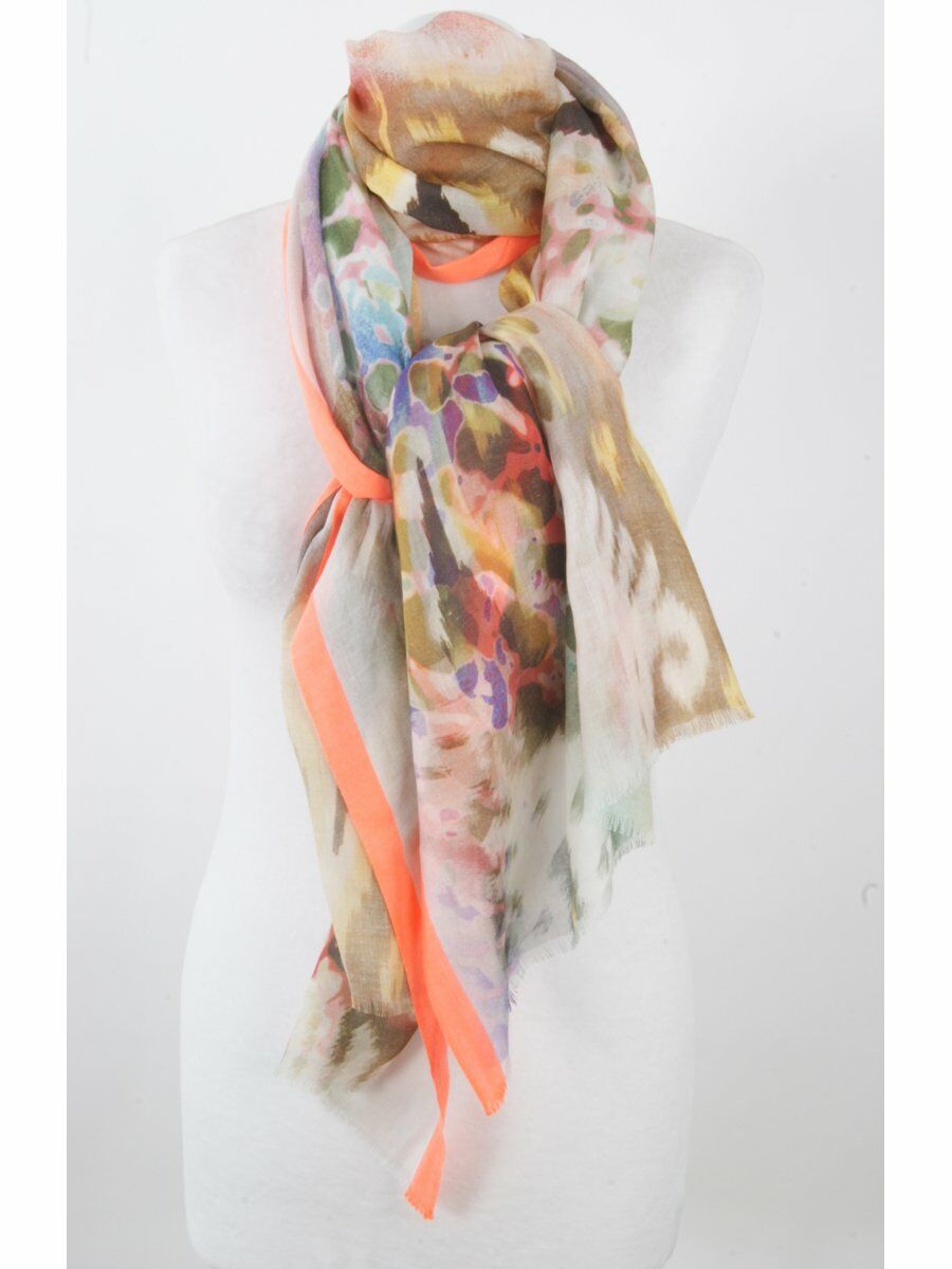 Luchtige Zomersjaal Met Print In Aquarel Kleuren huismerk kopen in de aanbieding