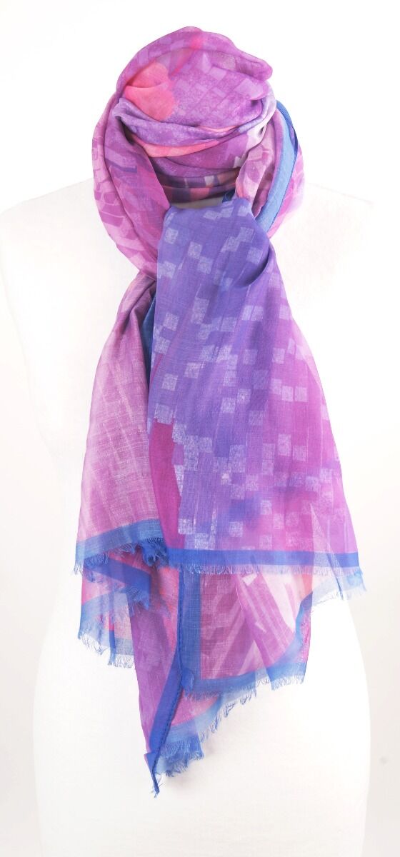 Paarse Zijdeblend Sjaal Met Grafisch Motief huismerk kopen in de aanbieding