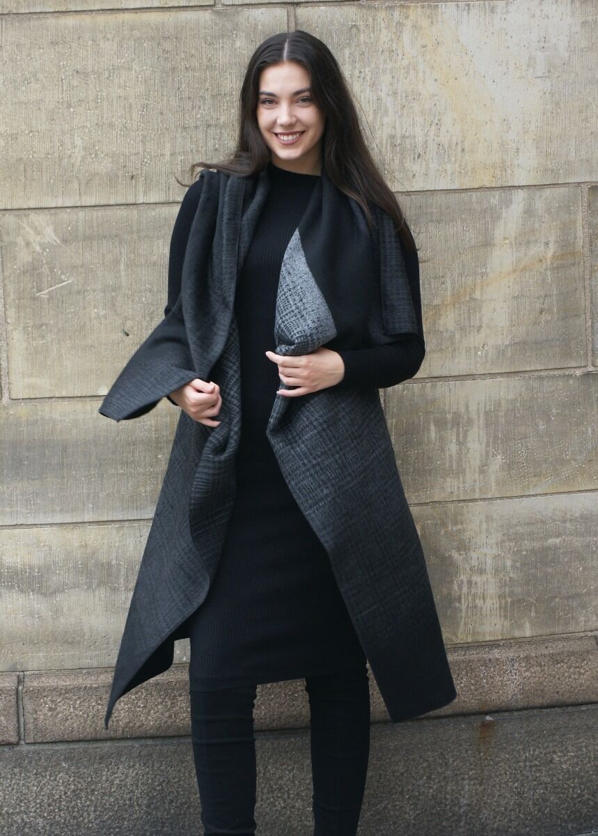 Waterval Gilet Mouwloos Vest In Zwart Grijs Verlopend In Tint huismerk kopen in de aanbieding