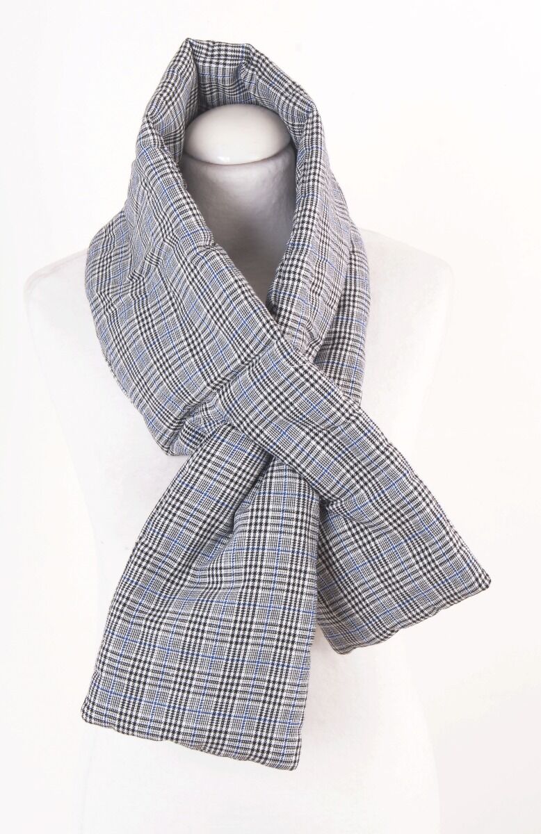 Gewatteerde Sjaal Met Ruiten In Zwart Wit En Blauw huismerk kopen in de aanbieding