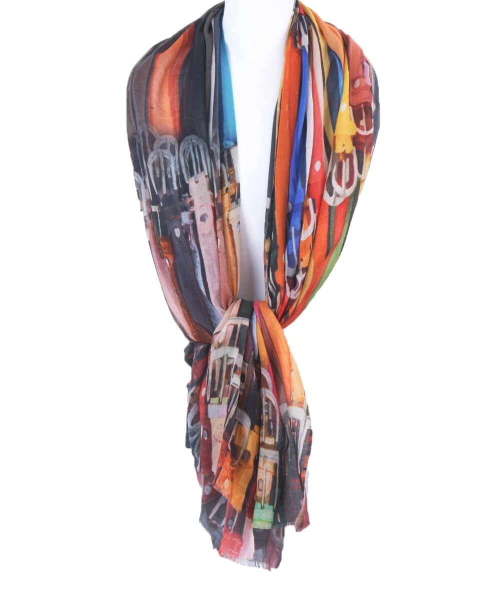 Soepelvallende sjaal met multicolor riemen print